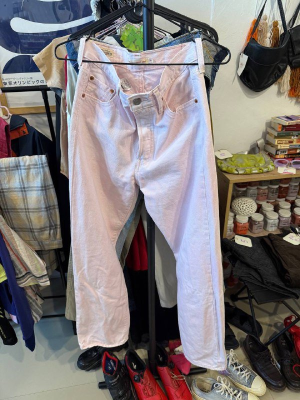 Джинсы Levi’s rebcage светло розовые оригинал размер 26