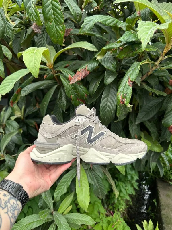 Мужские кроссовки New Balance 9060 1