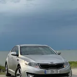 Kia Optima 2011 1