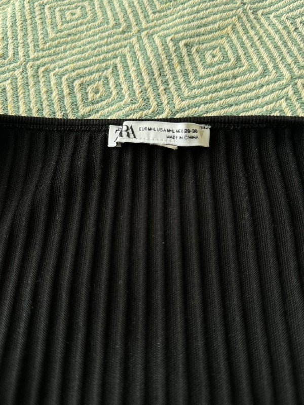 Шапка, футболка, кофта ZARA 6