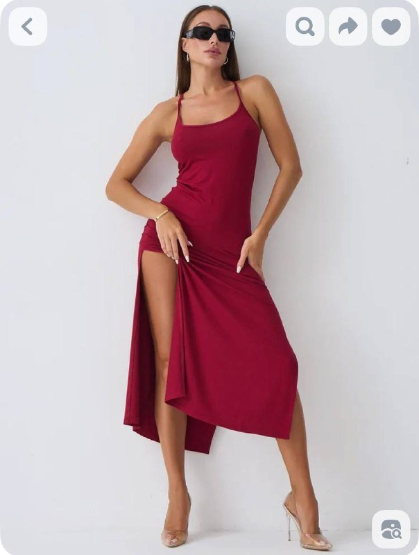 Платье с разрезами бордовое новое