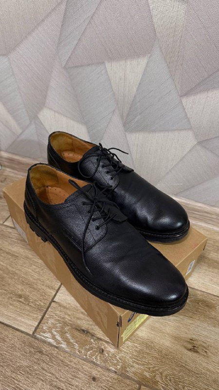 Мужские туфли, ботинки, пальто, пиджаки, водолазка, джемпер