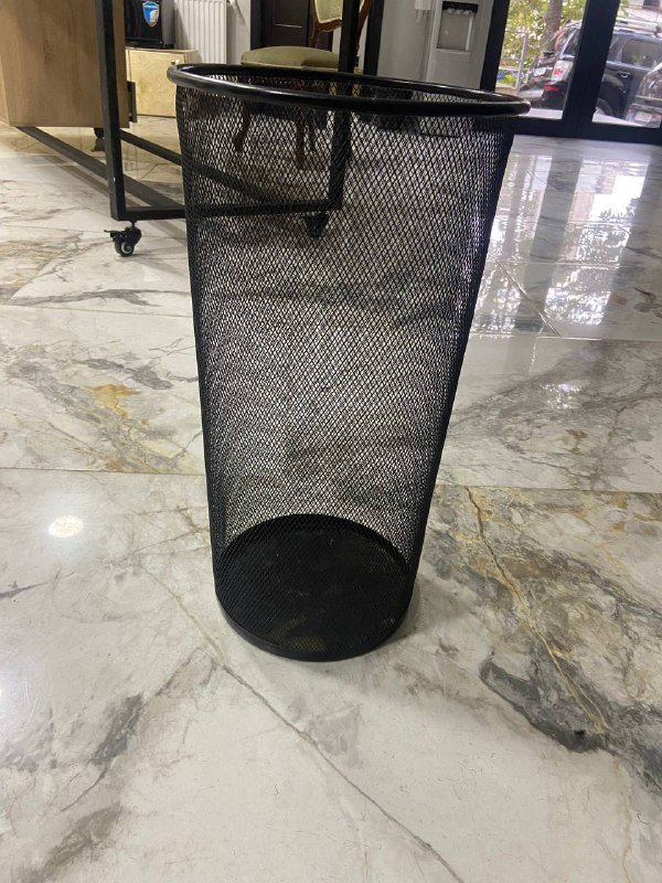 сушилка, столик, держатель для фена, полки, ведро 9