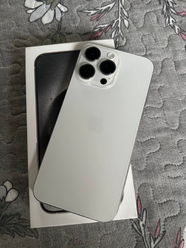 iPhone 15 pro max 256gb 4