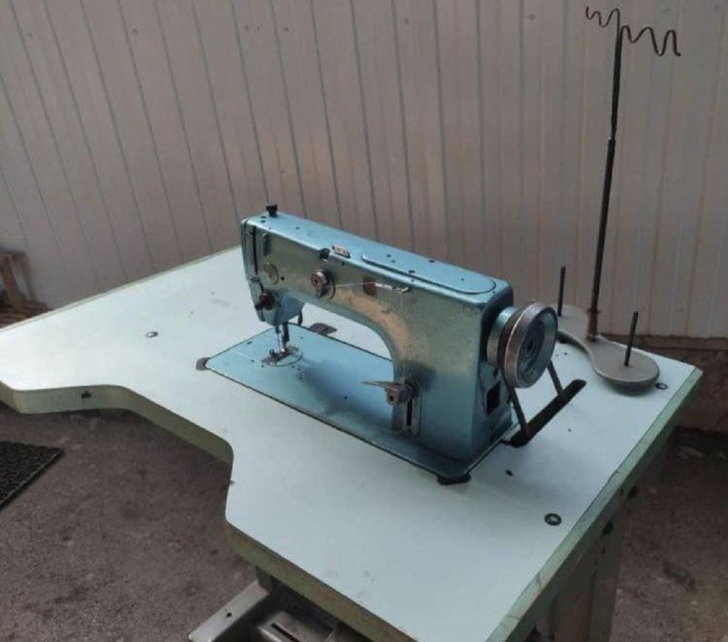 Швейная машинка на 3 фазы