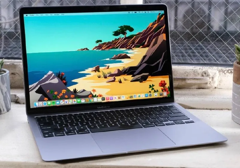MacBook Air M1 256GB/8GB