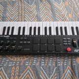 Midi клавиатура Akai 3