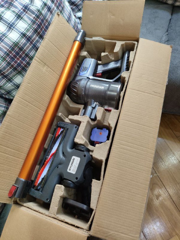 Беспроводной вертикальный пылесос Hyundai VC-H7