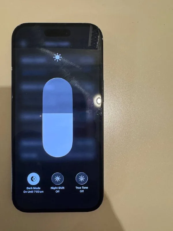 iPhone 15 128 ГБ 1