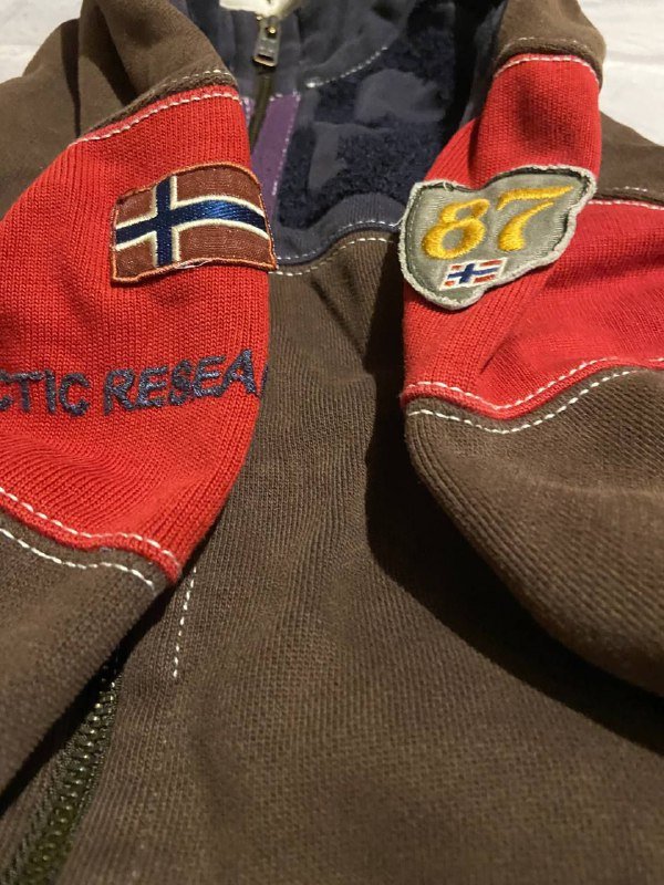 napapijri zip-up jacket size M 4