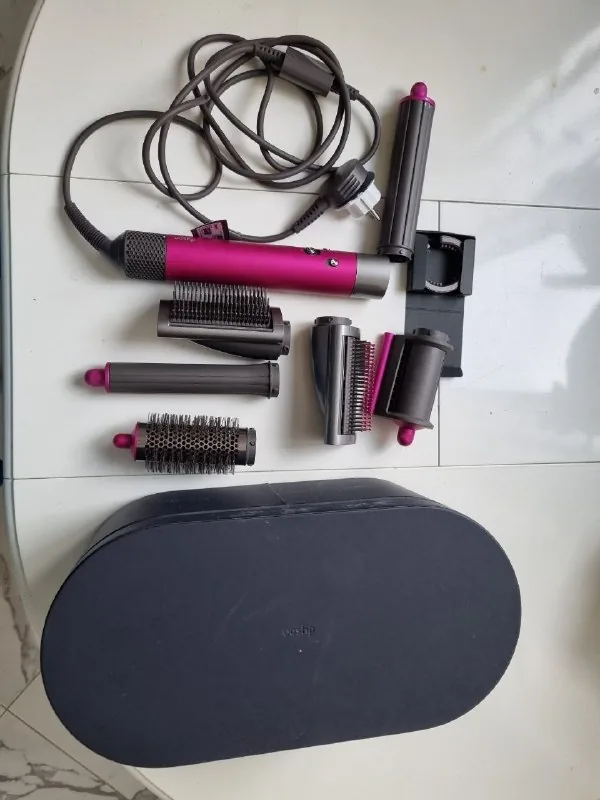Dyson Airwrap HS05 1