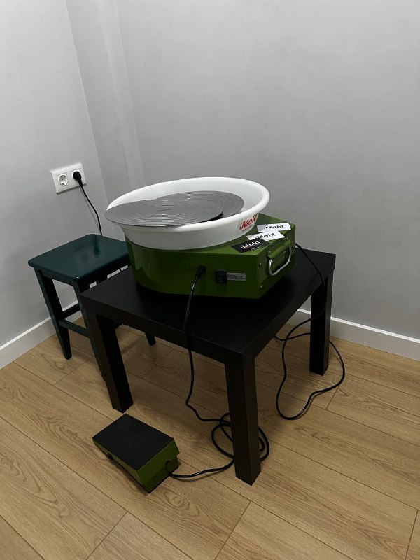 Гончарный круг imold Compact с двумя съемными дисками
