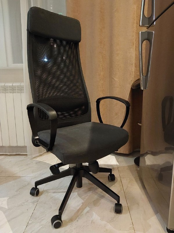 Письменный стол, компьютерный стул IKEA MARCUS, еда для домашних животных, моющие средства, инструмент 6