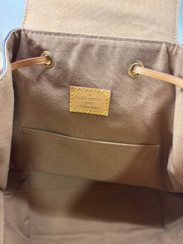 Рюкзак Louis Vuitton Montsouris Backpack MM Monogram 4