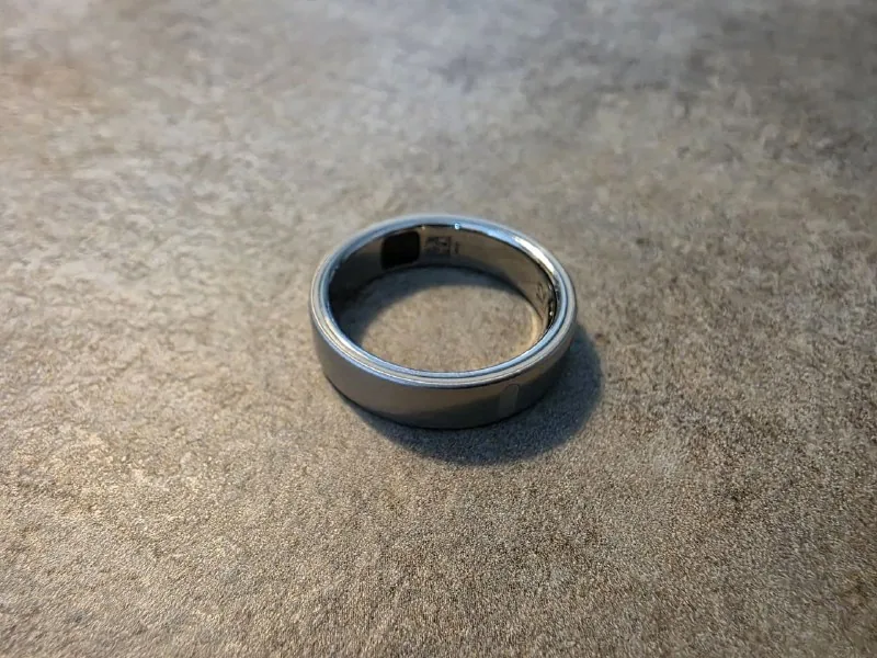 Смарт-кольцо Oura Ring 5 Brushed Silver 1