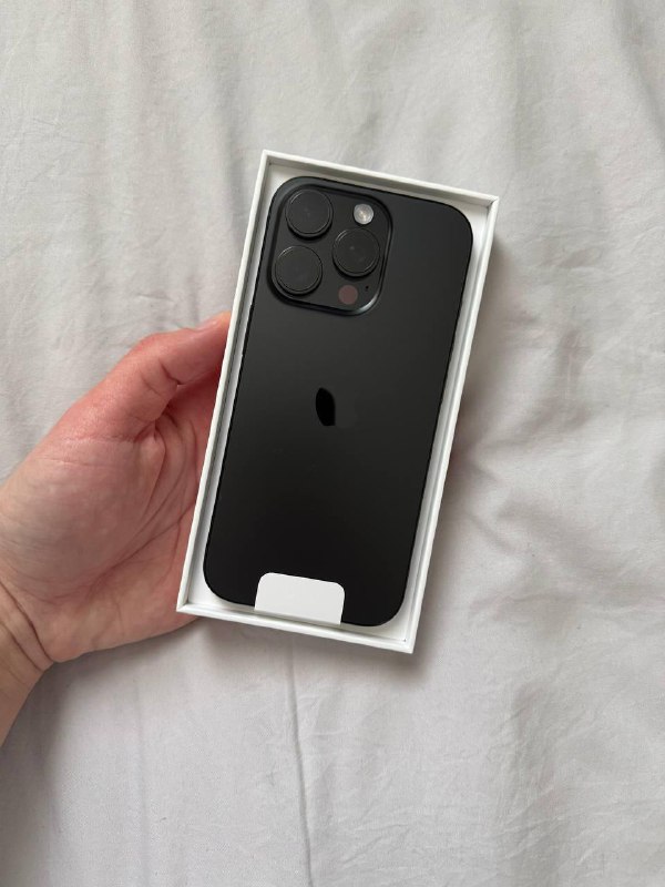 iPhone 16 Pro 128 gb black titanium