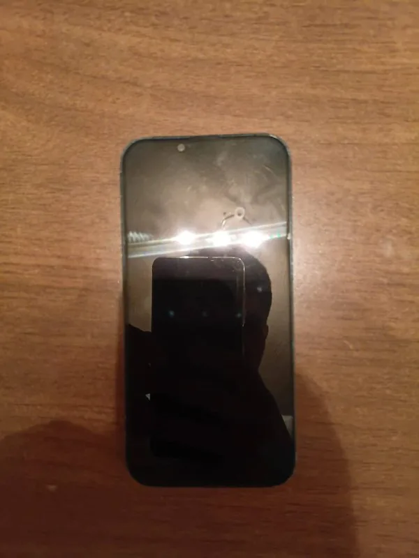 iPhone 14 128GB Black 1