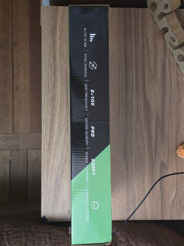 Два микрофона беспроводных новые 2