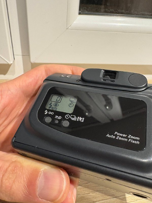 Пленочный фотоаппарат Yashica Microtec Zoom 90 3