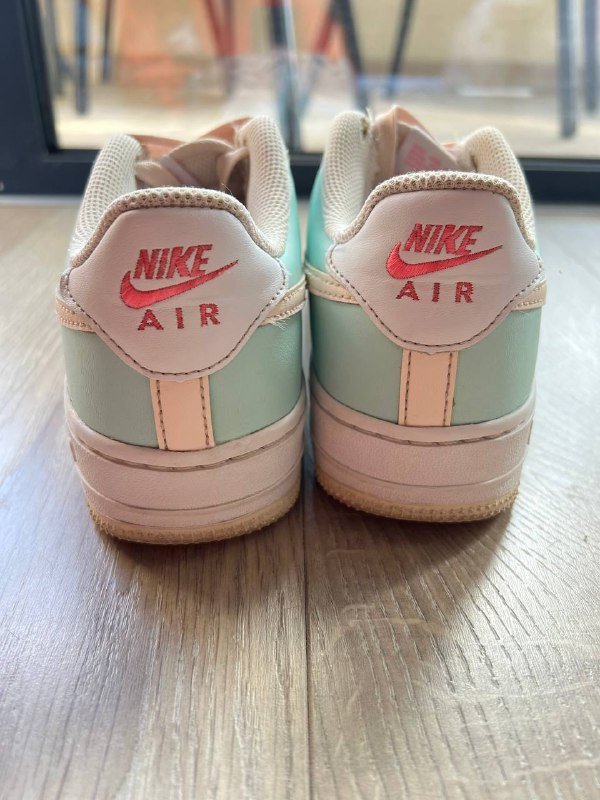 Nike Air Force 1 Low женские кроссовки 36,5 размер 5