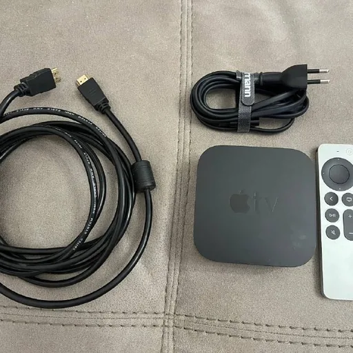 Apple TV HD, HDMI кабель