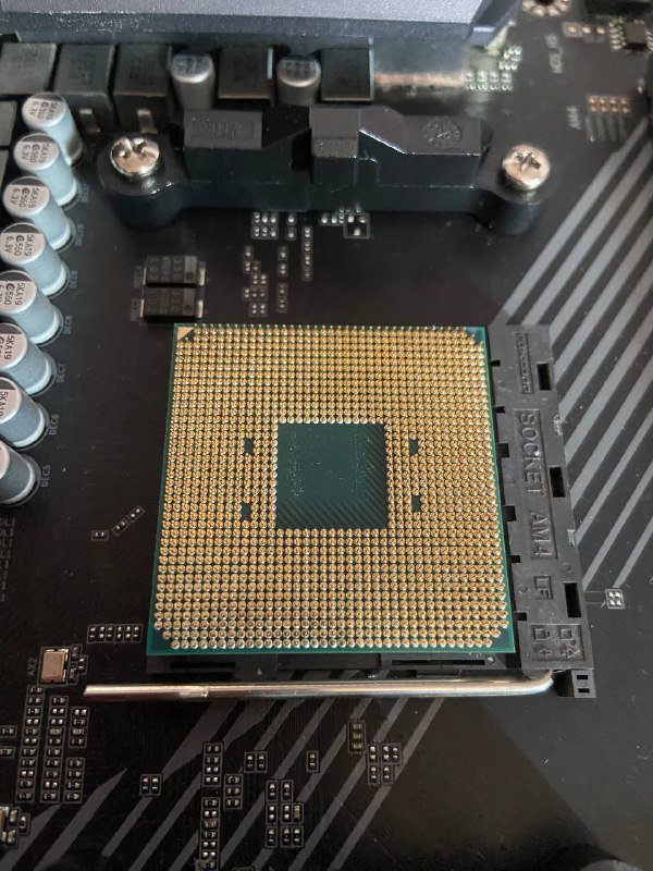 Видеокарта Nvidia Geforce RTX 3080, Процессор AMD Ryzen 5 5600X, Материнская плата Gigabyte X570 AORUS PRO 2