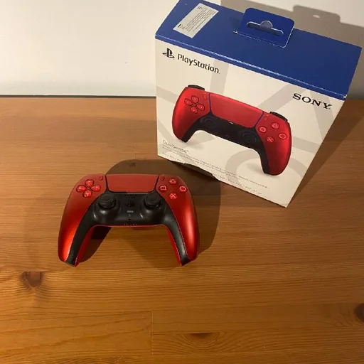 Sony DualSense красного цвета