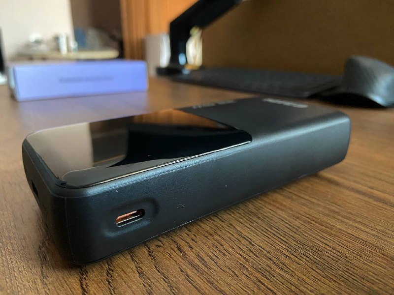 Power Bank CAIDI 30000 mAh с Type-C и Lightning 5