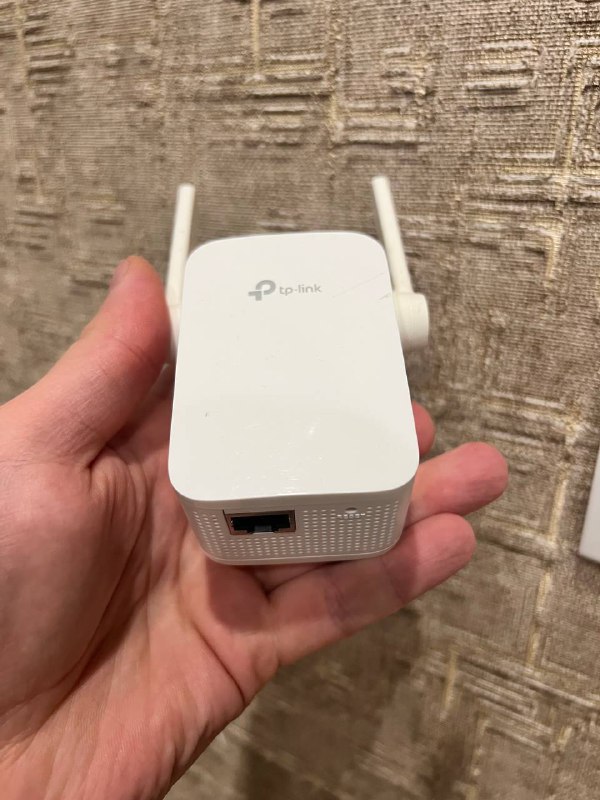 Усилитель Репитер Wi-Fi сигнала TP-Link RE305