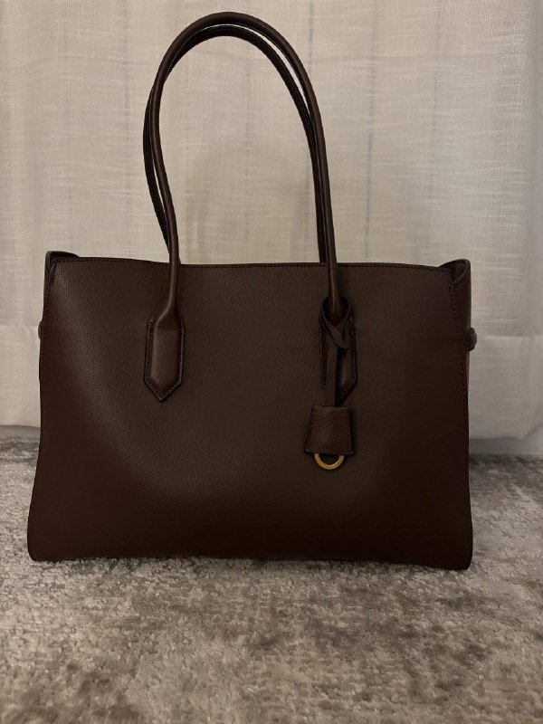 коричневая сумка