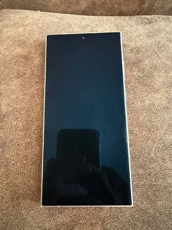 Samsung Galaxy s24 Ultra 12/256GB, стилус 7