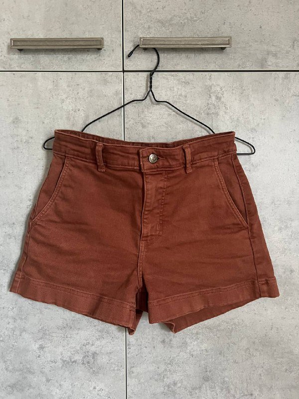 Толстовка, рубашка, белая майка, шорты женские 4