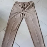 Мужские брюки LC Waikiki, женские брюки Koton, мужская рубашка Massimo Dutti 1