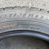 Комплект зимних шин Dunlop 225/55 R19 2