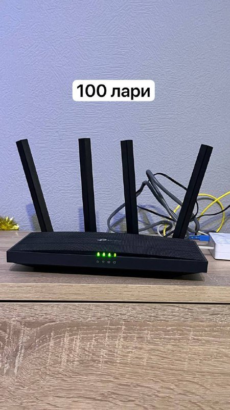 стол б/у, тумбочка, кресло, зеркало, рамки, светильники 7