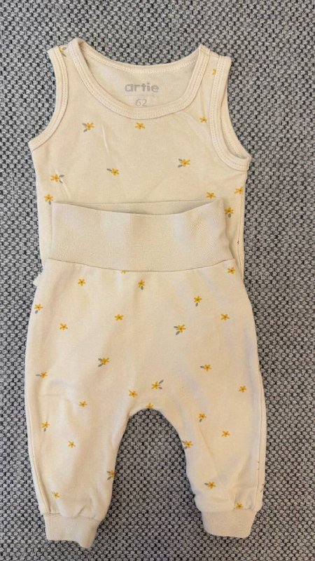 Детская одежда для новорожденных 62р