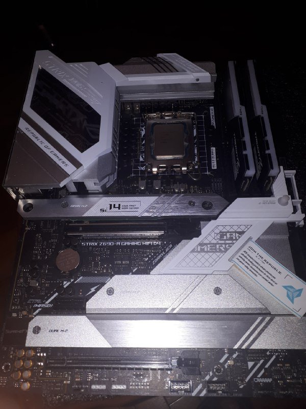 Материнская плата ASUS, процессор Intel Core i5-12600K, SSD 512GB, RAM 32GB, Windows 10 Pro 2