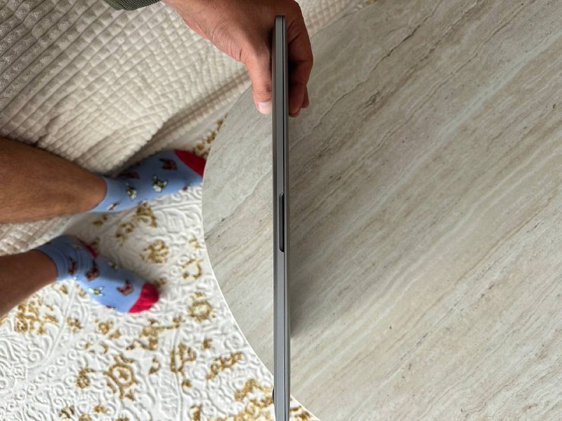 MacBook Pro 15 с Radeon pro 555x 257Гб 6