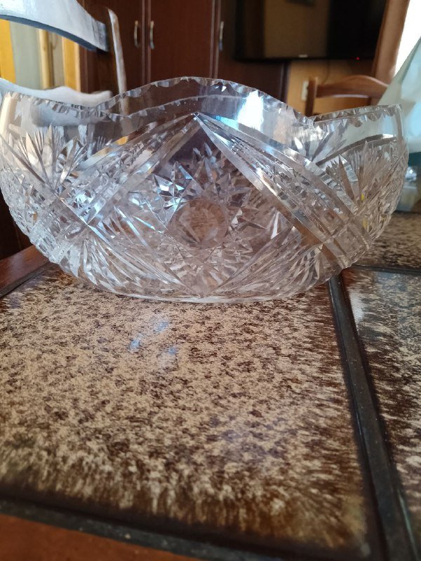 Хрустальная ваза