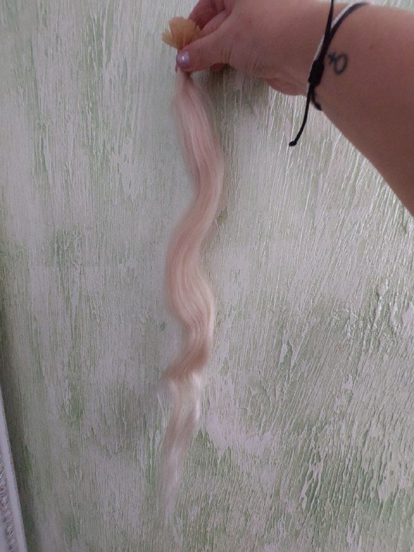 Натуральные волосы для наращивания на капсулах, 150 прядей, 60 см, блонд 4