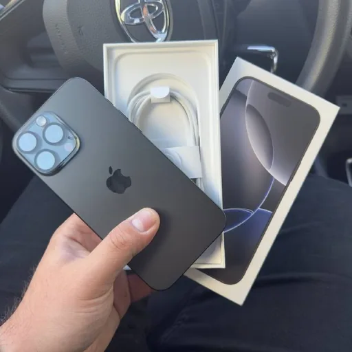 iPhone 16 Pro Max