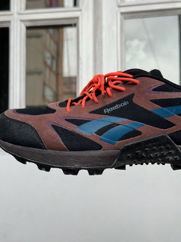 кроссовки Reebok размер 44