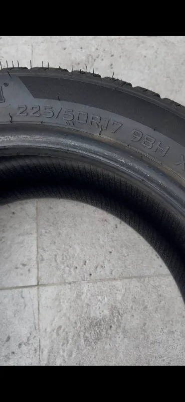 Зимние шины 225/50R17, 4 штуки 1