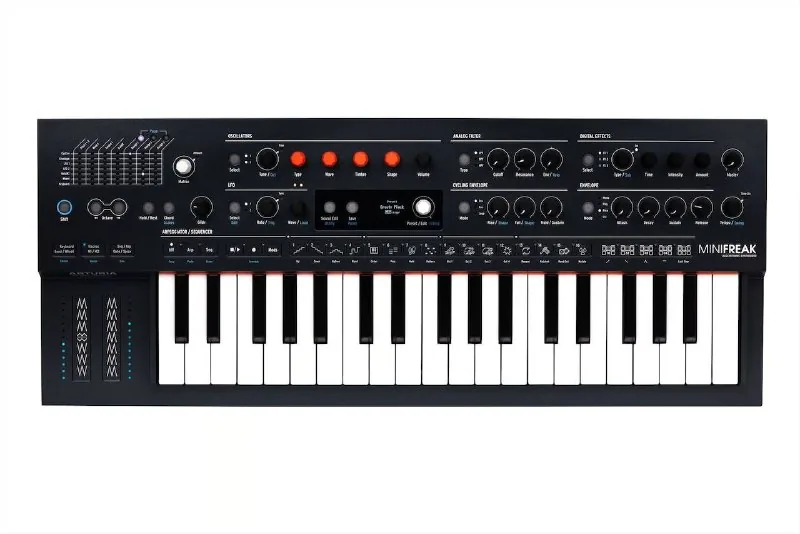 Arturia MiniFreak 1