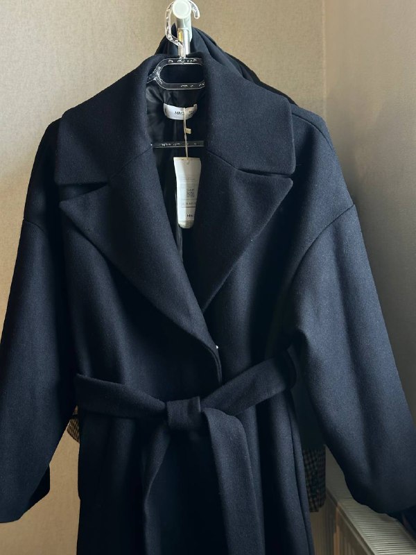 олимпийка оверсайз, зимнее пальто манго М 7