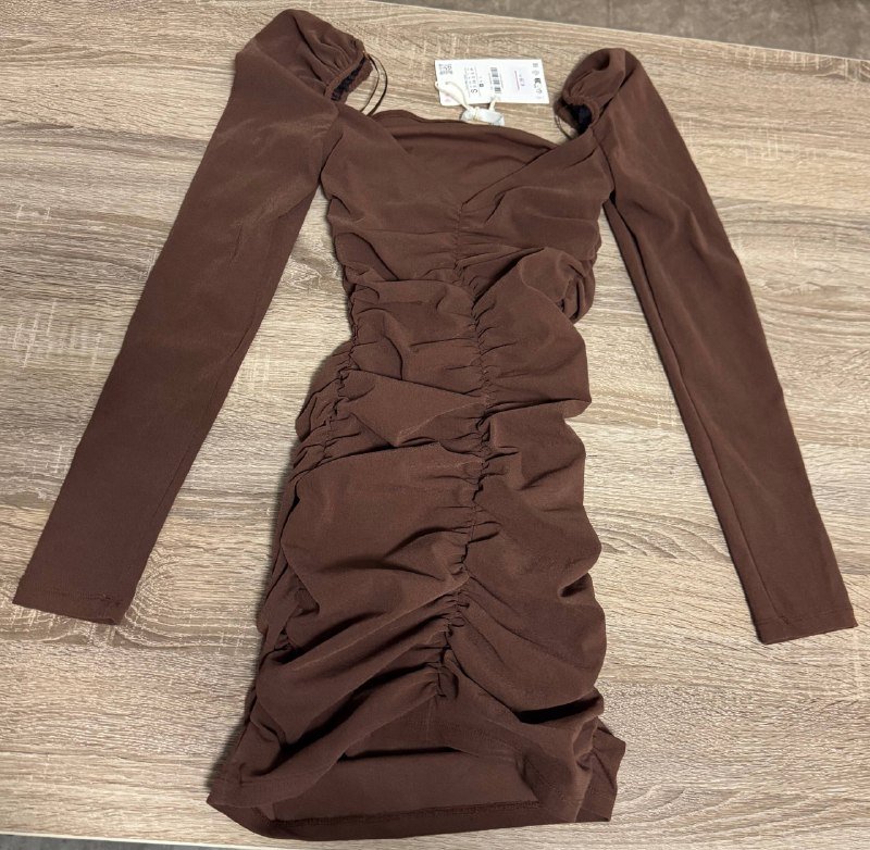 Новое платье размер S Zara