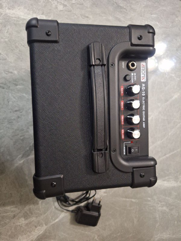 Комбо усилитель для электрогитары AROMA 10 ватт 2