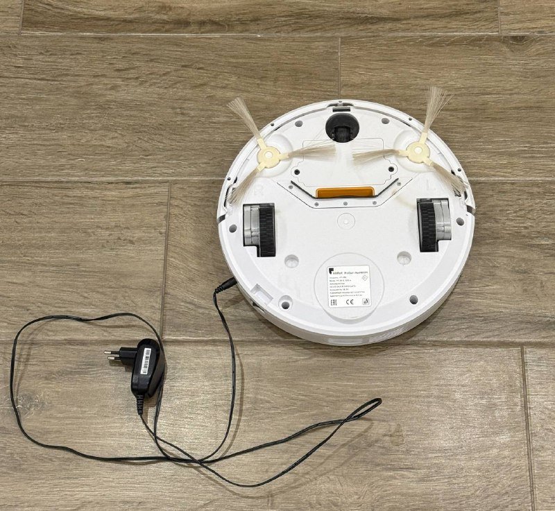 Робот пылесос Kitfort 2