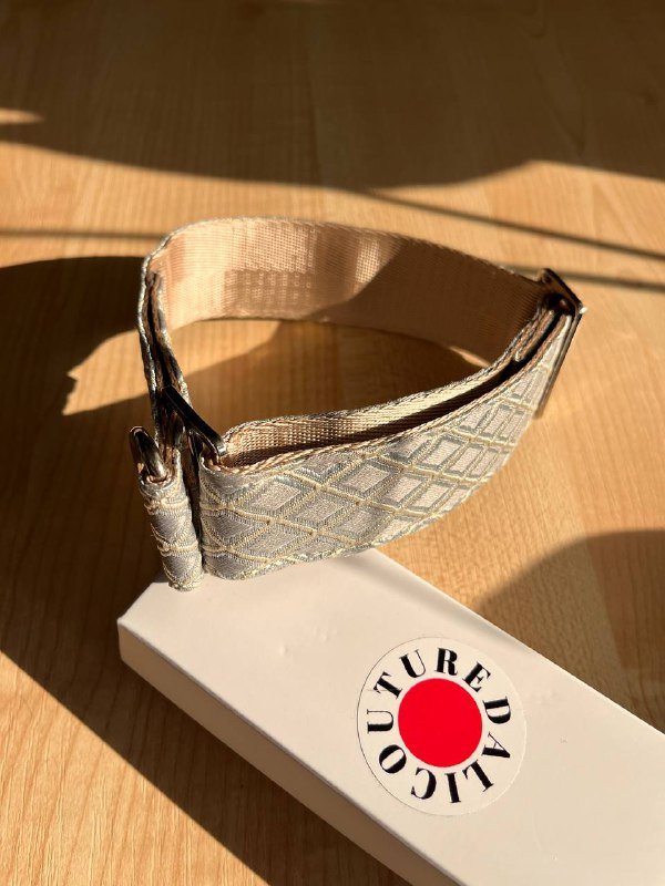 Собачьи вещи: худи, поводки, ошейники 9