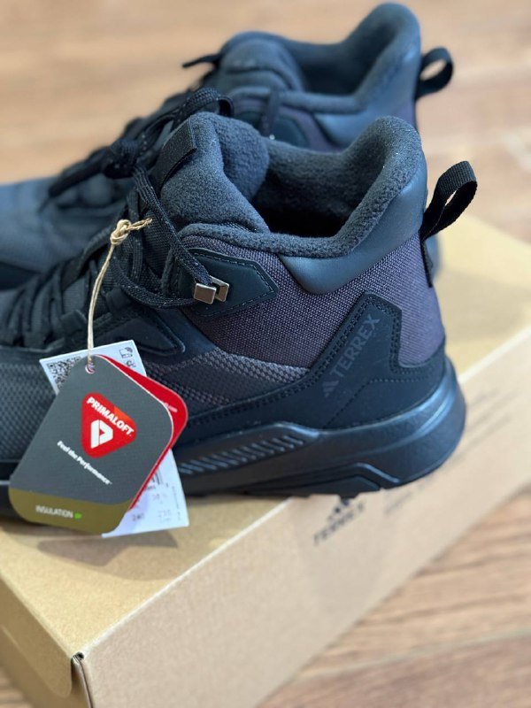 Женские ботинки Adidas 2